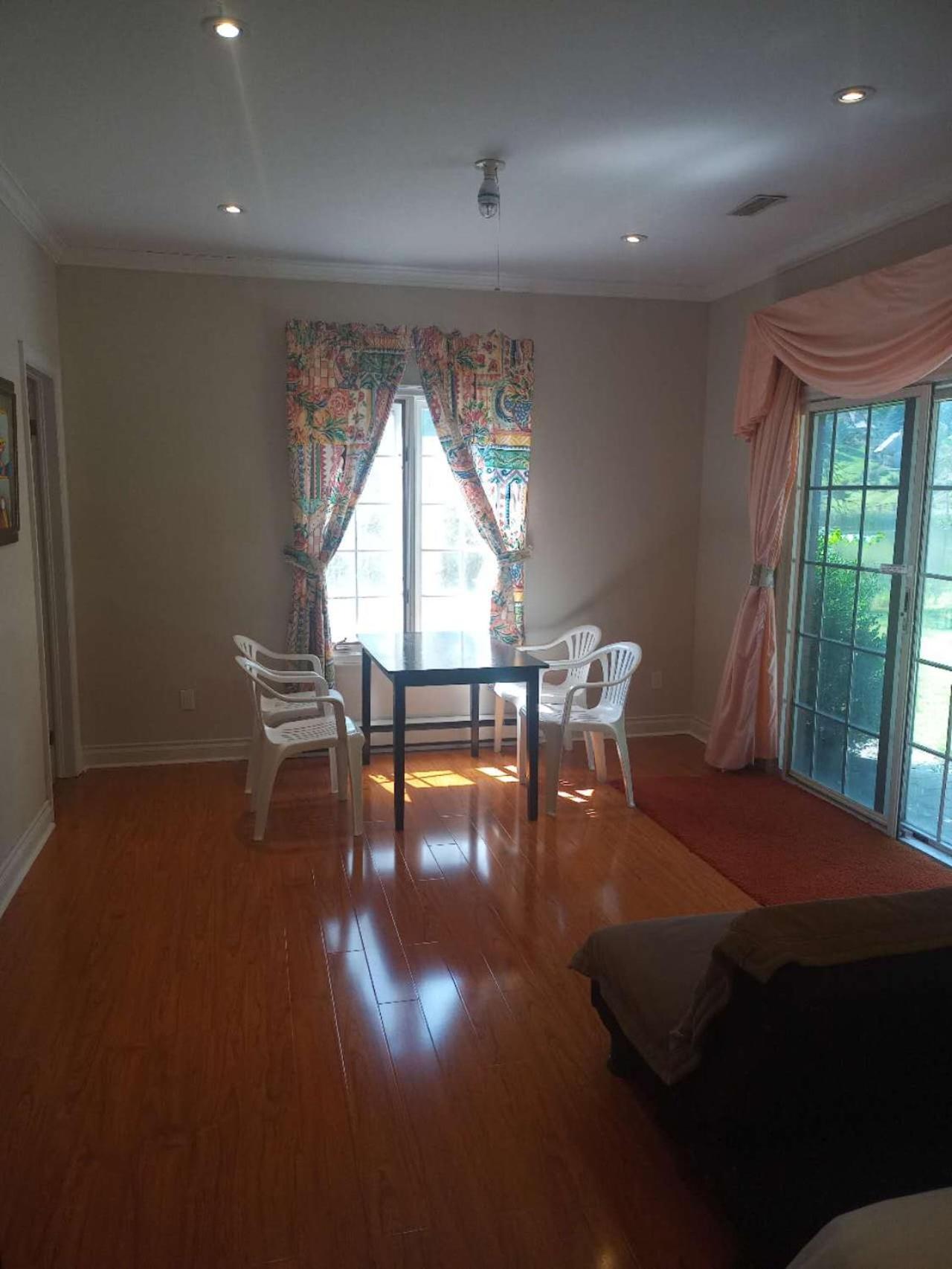 Lakeview Private Suite-Twin Or King Tottenham Luaran gambar